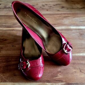 Town Shoes, Red patent leather wedge pumps with a buckle detail, Size 9.5